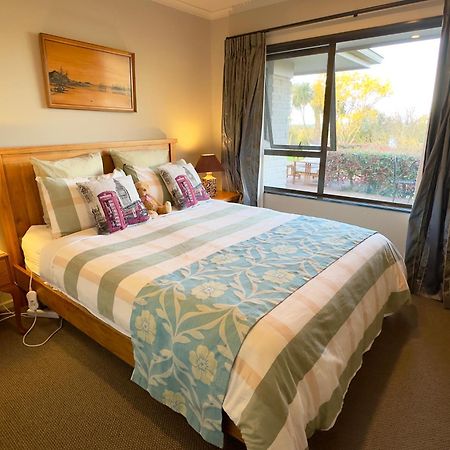 Acacia Bay Lodge Taupo Eksteriør bilde